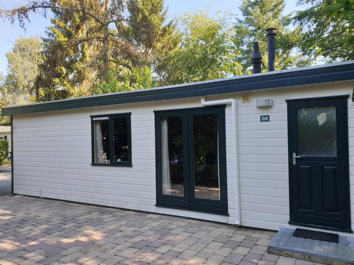 Sfeervolle Chalet Met Terras, H14 De Veldkamp, Epe, Voor 4 Personen Villa Exteriör bild